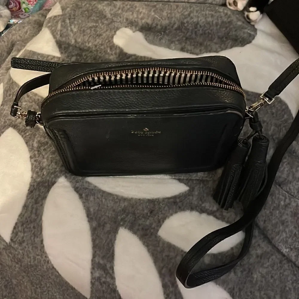 Kate Spade Kingston Drive Arla leather crossbody purse/bag pocketbook black